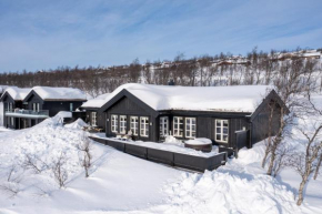 Modern Cabin with Views of Slettefjell